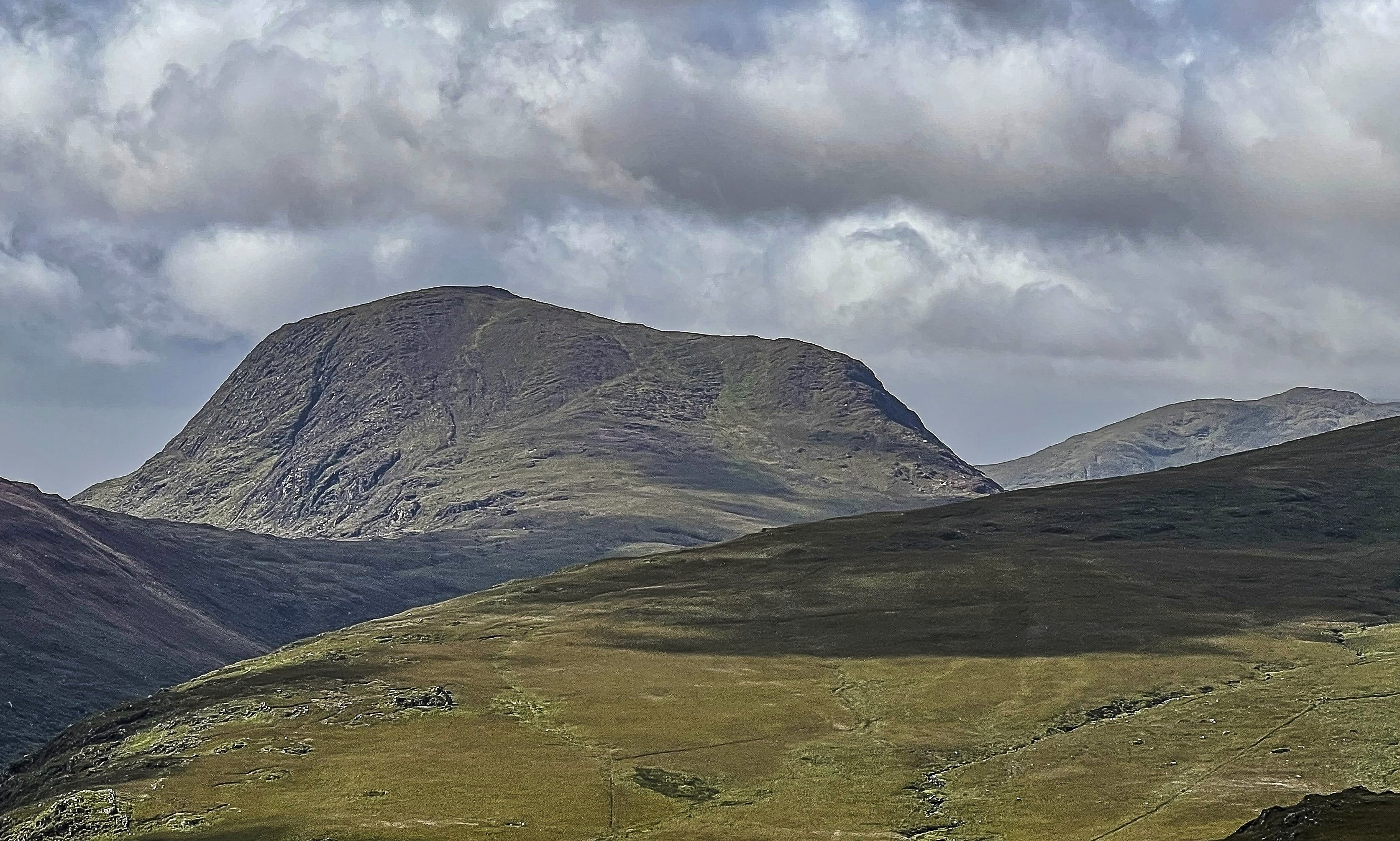 East face of Knocklomena